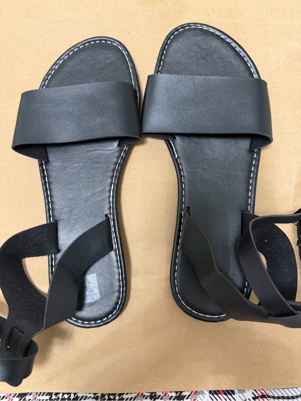 Black Women's Slide Sandals - Classic Minimalist Style